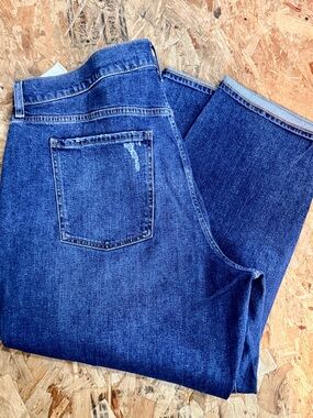 NWT Old Navy Mid Rise Boyfriend Jeans Distressed Dark Wash Size 20